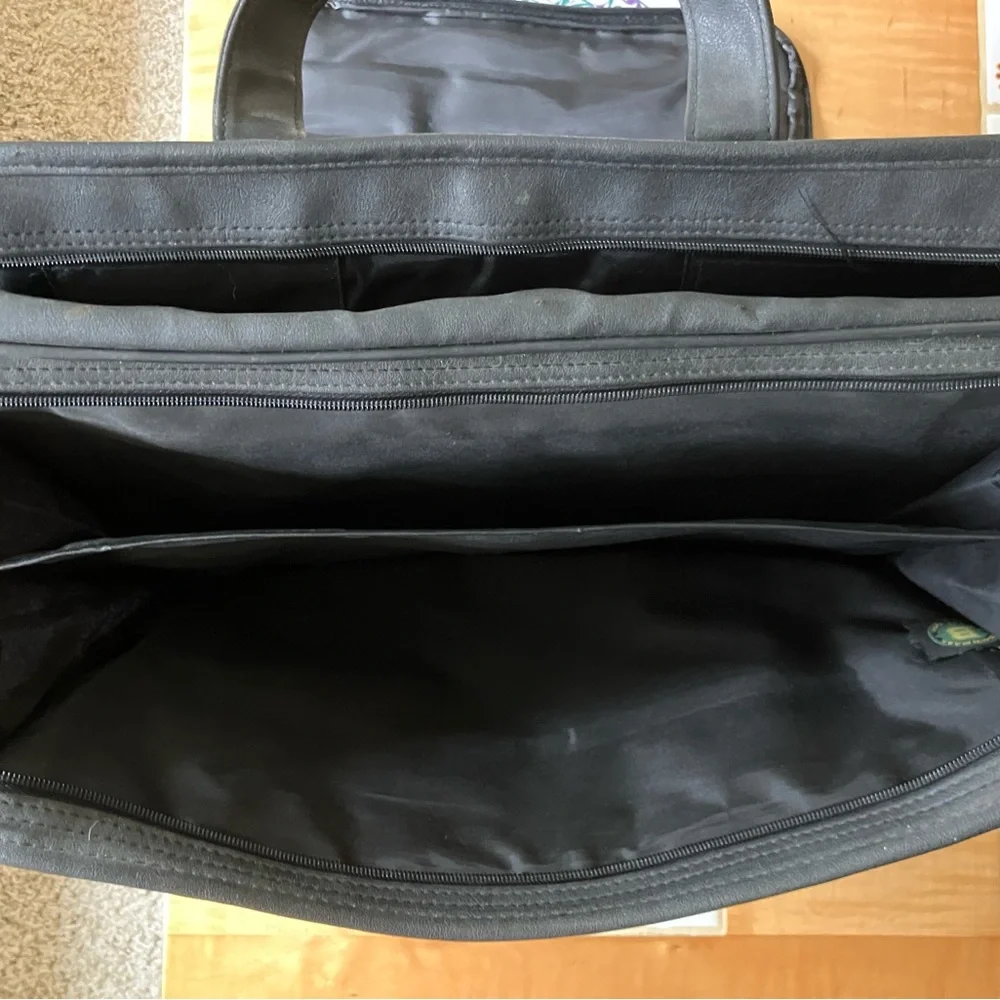 Boeing logo Black Leather Briefcase / Laptop Bag
